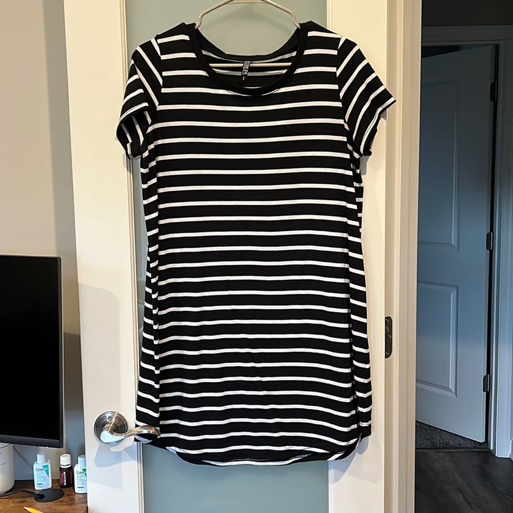 Cotton On Black & White Striped T-Shirt Dress, Size S